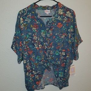 Lularoe Amy top